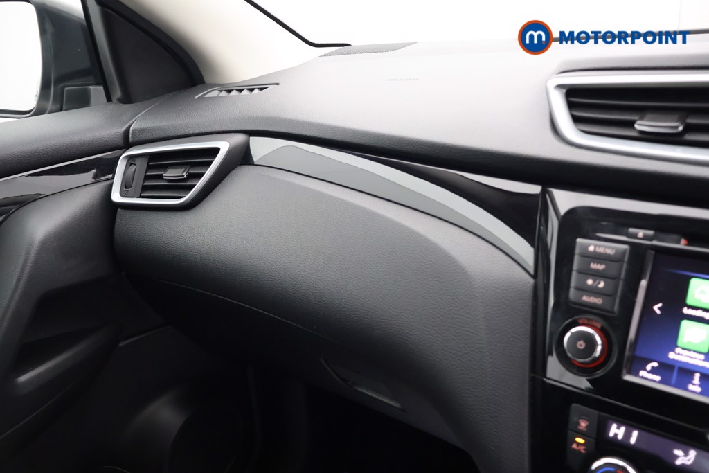 Nissan Qashqai Acenta Premium Manual Petrol SUV - Stock Number (1607592) - 10th supplementary image