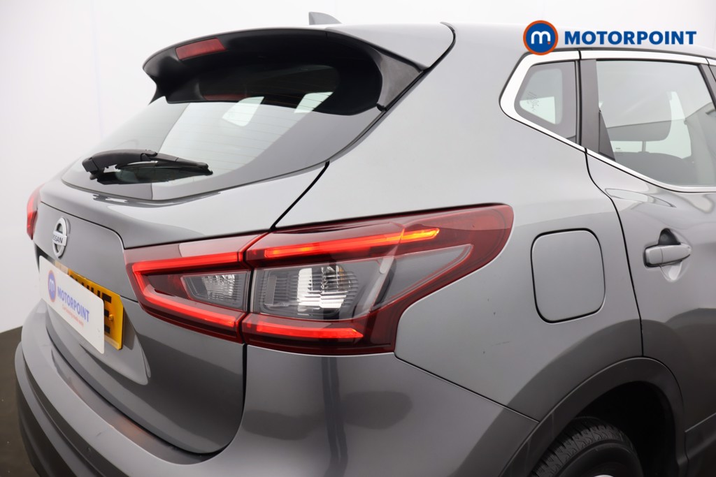 Nissan Qashqai Acenta Premium Manual Petrol SUV - Stock Number (1607592) - 21st supplementary image