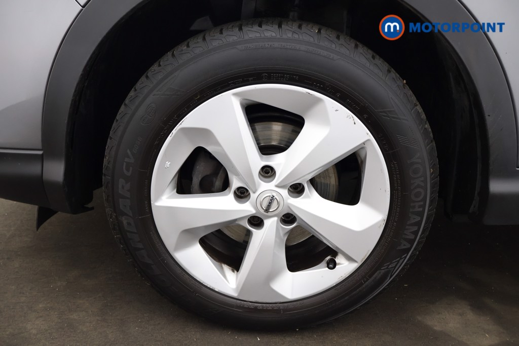 Nissan Qashqai Acenta Premium Manual Petrol SUV - Stock Number (1607592) - 25th supplementary image