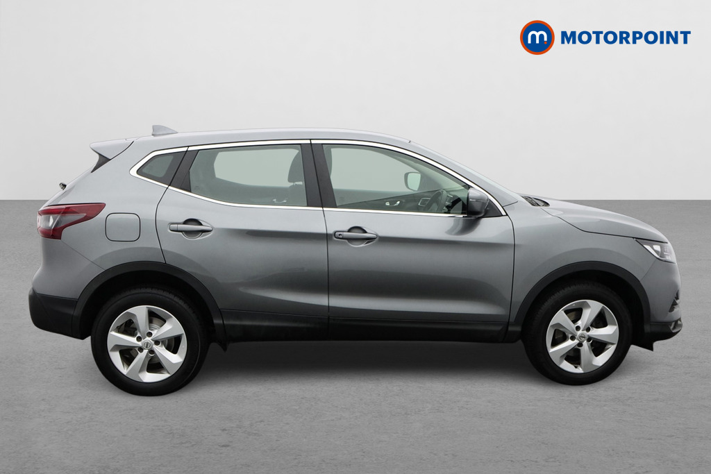 Nissan Qashqai Acenta Premium Manual Petrol SUV - Stock Number (1607592) - Drivers side