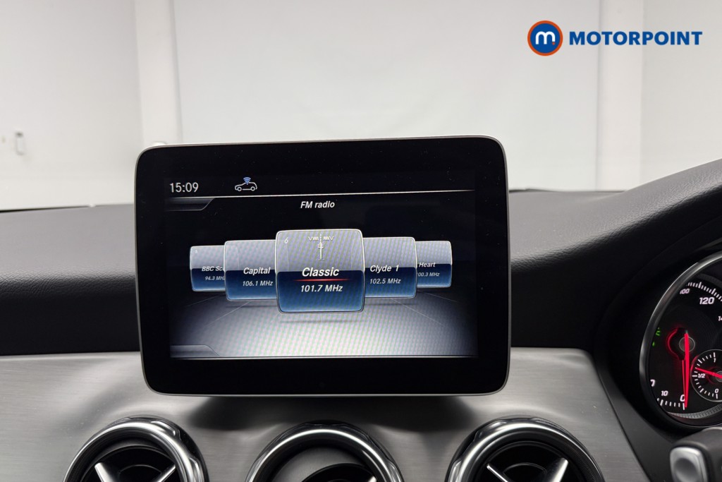 Mercedes-Benz GLA Amg Line Automatic Petrol SUV - Stock Number (1607669) - 2nd supplementary image