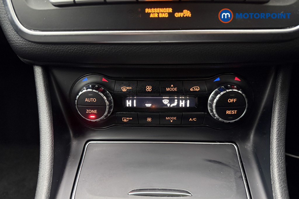 Mercedes-Benz GLA Amg Line Automatic Petrol SUV - Stock Number (1607669) - 5th supplementary image