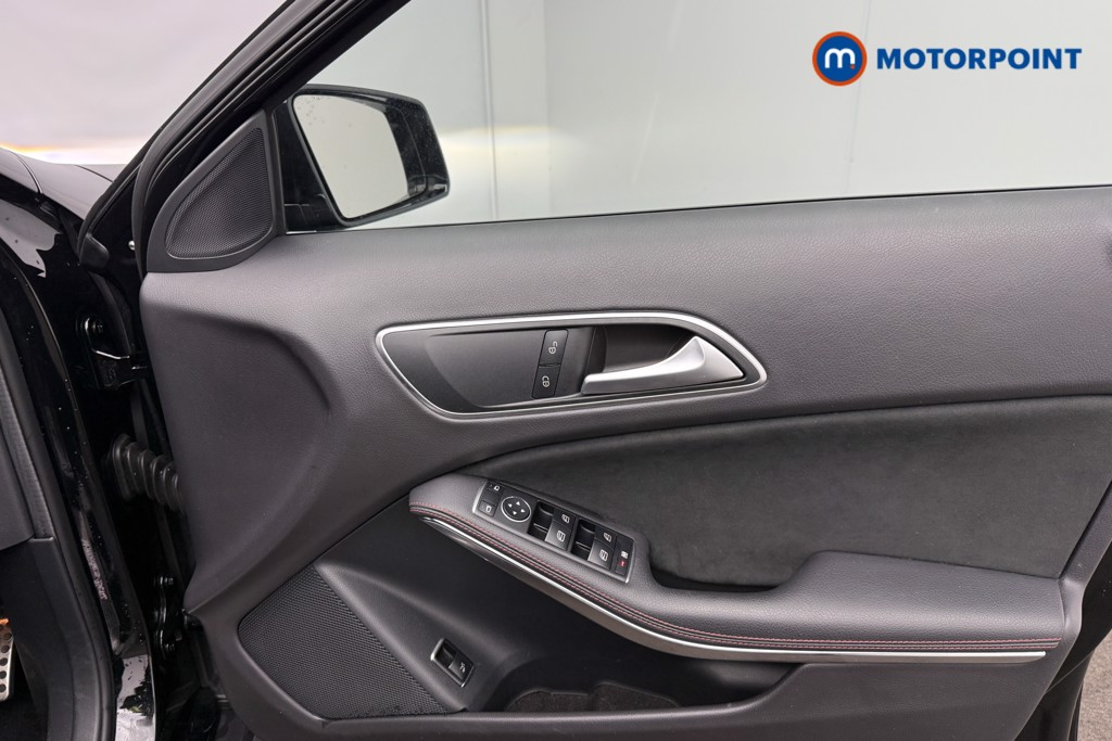 Mercedes-Benz GLA Amg Line Automatic Petrol SUV - Stock Number (1607669) - 12th supplementary image