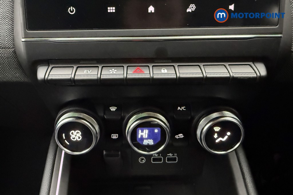 Renault Clio Techno Automatic Petrol-Electric Hybrid Hatchback - Stock Number (1607734) - 10th supplementary image