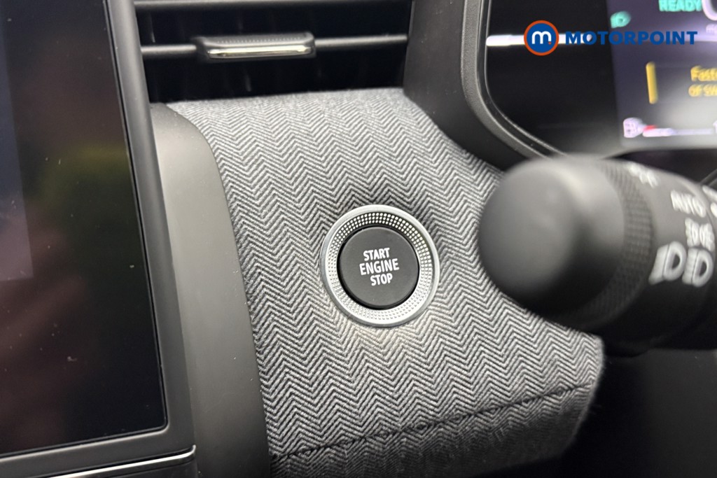 Renault Clio Techno Automatic Petrol-Electric Hybrid Hatchback - Stock Number (1607734) - 12th supplementary image