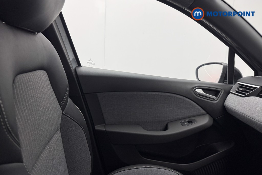 Renault Clio Techno Automatic Petrol-Electric Hybrid Hatchback - Stock Number (1607734) - 18th supplementary image