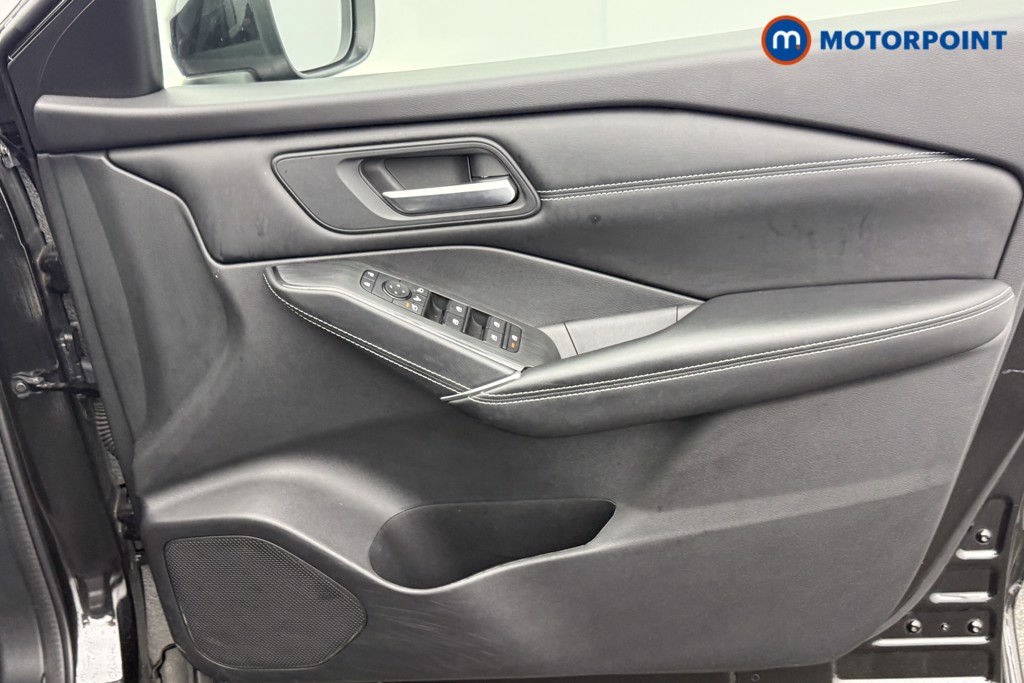 Nissan Qashqai N-Connecta Automatic Petrol SUV - Stock Number (1607764) - 16th supplementary image
