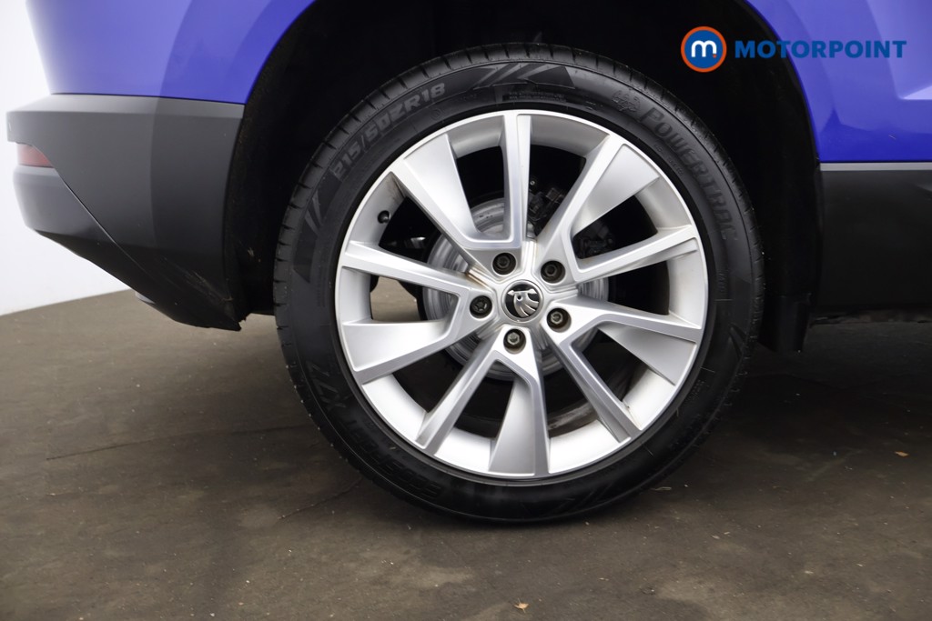 Skoda Karoq Se L Manual Petrol SUV - Stock Number (1608125) - 2nd supplementary image
