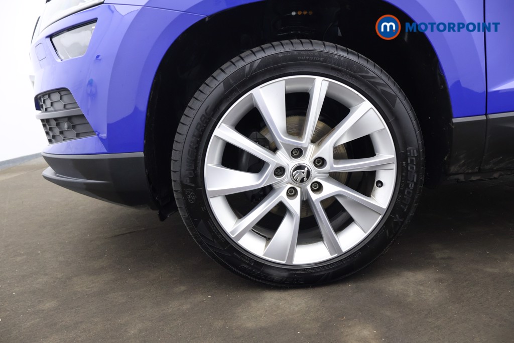 Skoda Karoq Se L Manual Petrol SUV - Stock Number (1608125) - 4th supplementary image