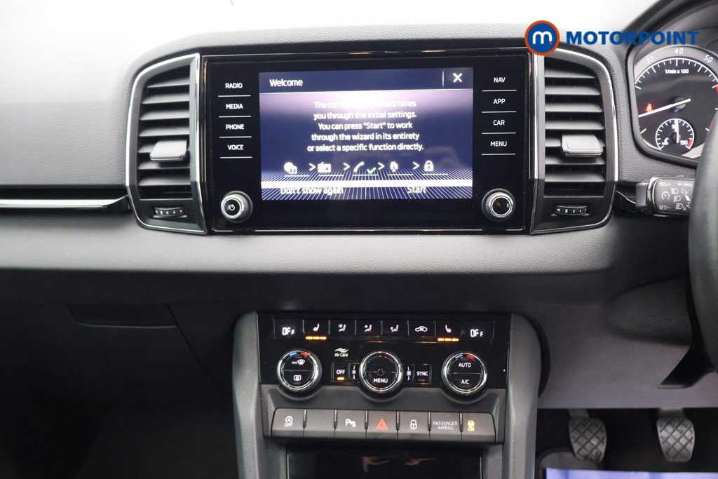 Skoda Karoq Se L Manual Petrol SUV - Stock Number (1608125) - 12th supplementary image