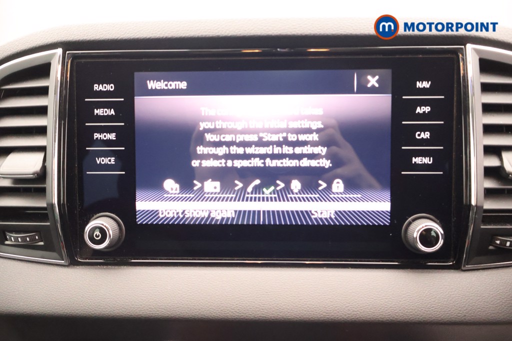Skoda Karoq Se L Manual Petrol SUV - Stock Number (1608125) - 13th supplementary image