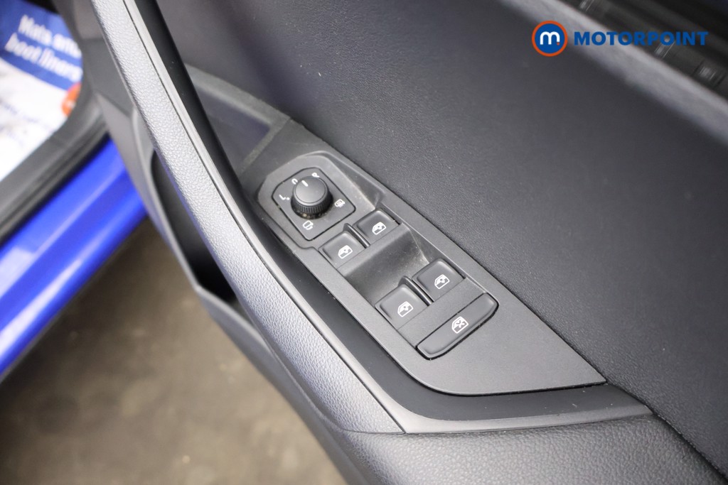 Skoda Karoq Se L Manual Petrol SUV - Stock Number (1608125) - 22nd supplementary image