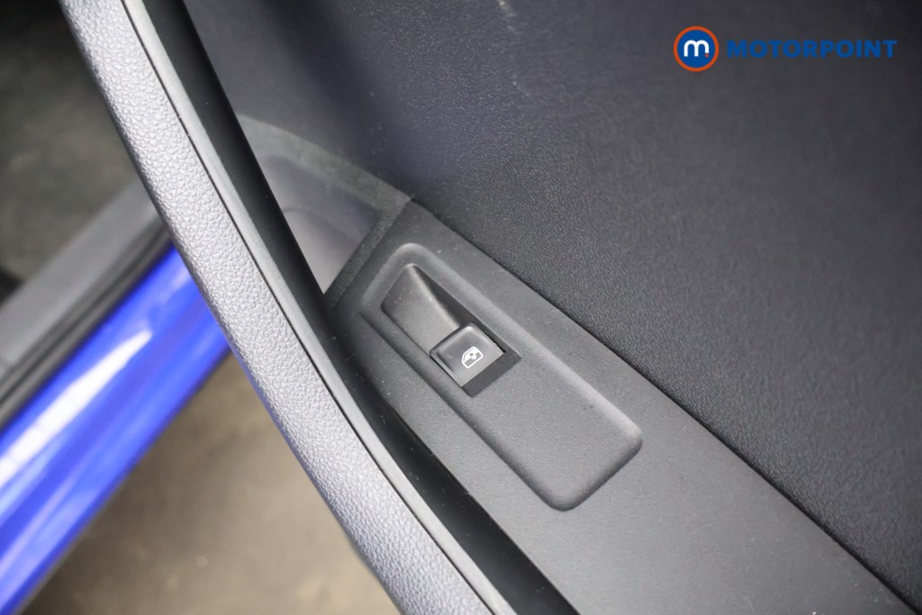 Skoda Karoq Se L Manual Petrol SUV - Stock Number (1608125) - 27th supplementary image