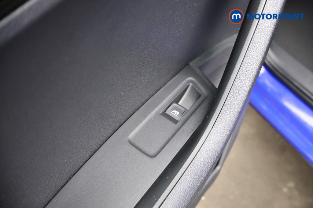 Skoda Karoq Se L Manual Petrol SUV - Stock Number (1608125) - 31st supplementary image