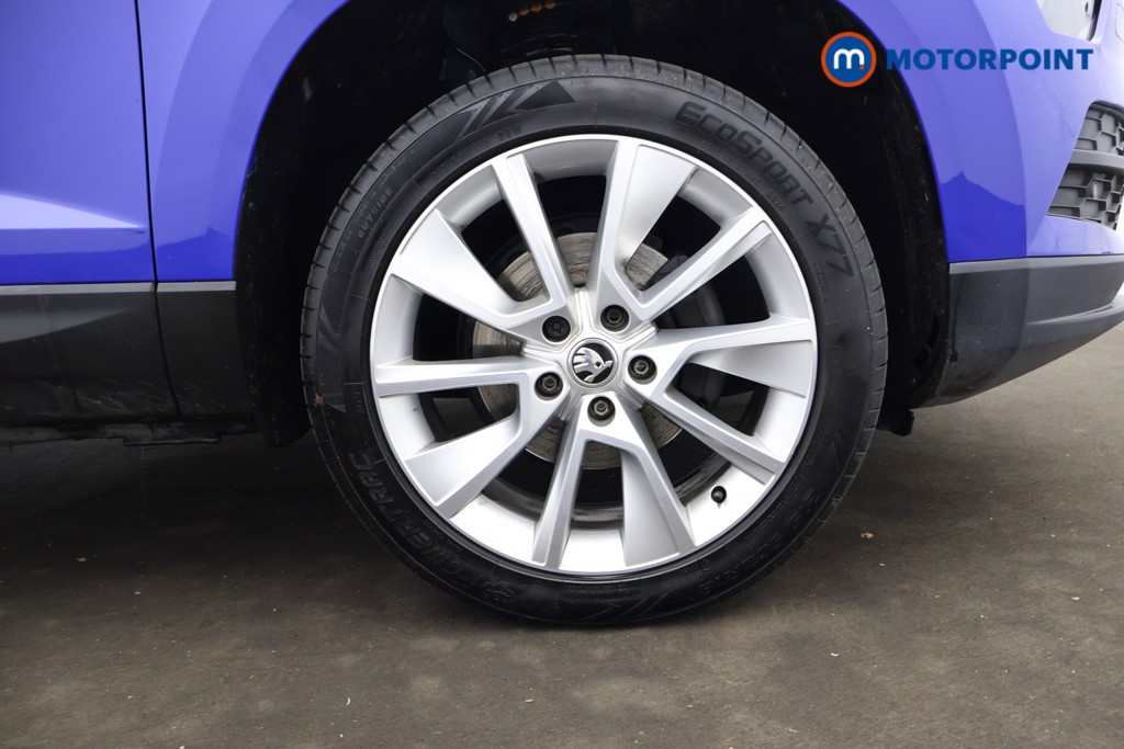 Skoda Karoq Se L Manual Petrol SUV - Stock Number (1608125) - 1st supplementary image