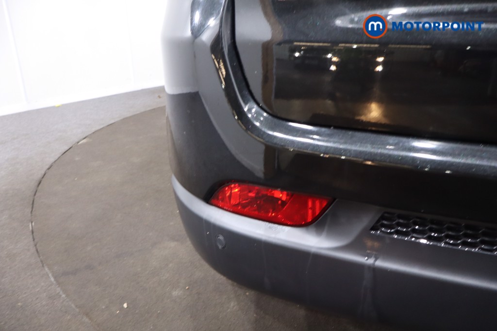 Jeep Compass Longitude Manual Petrol SUV - Stock Number (1608165) - 35th supplementary image