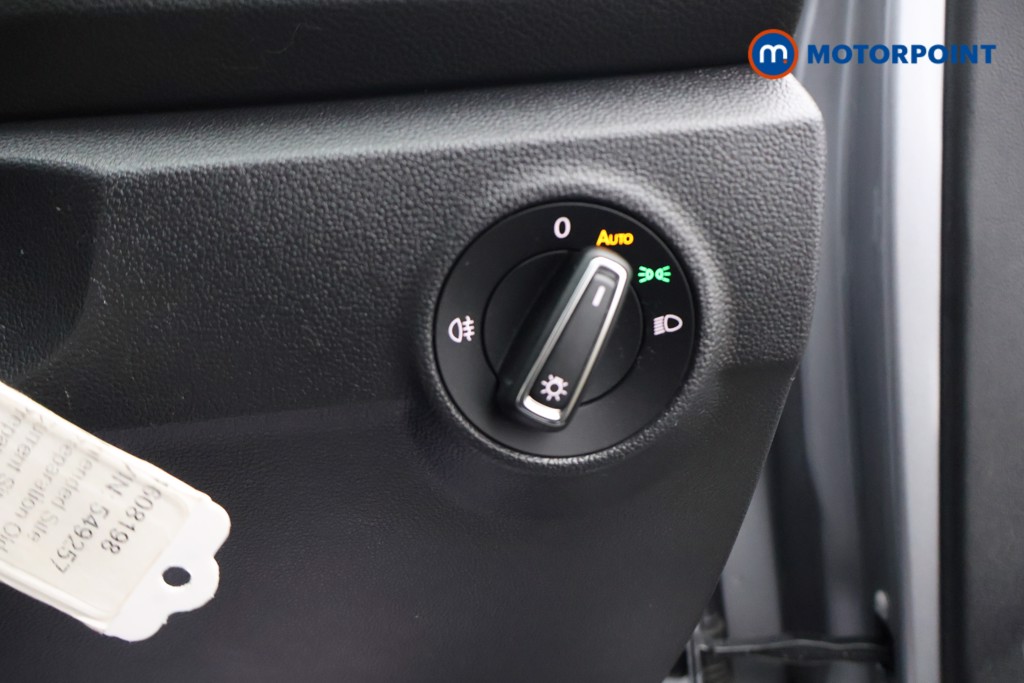 Volkswagen T-Roc R-Line Manual Diesel SUV - Stock Number (1608198) - 10th supplementary image