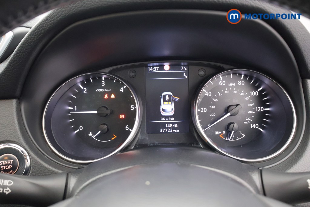 Nissan Qashqai Tekna Manual Diesel SUV - Stock Number (1608295) - 9th supplementary image