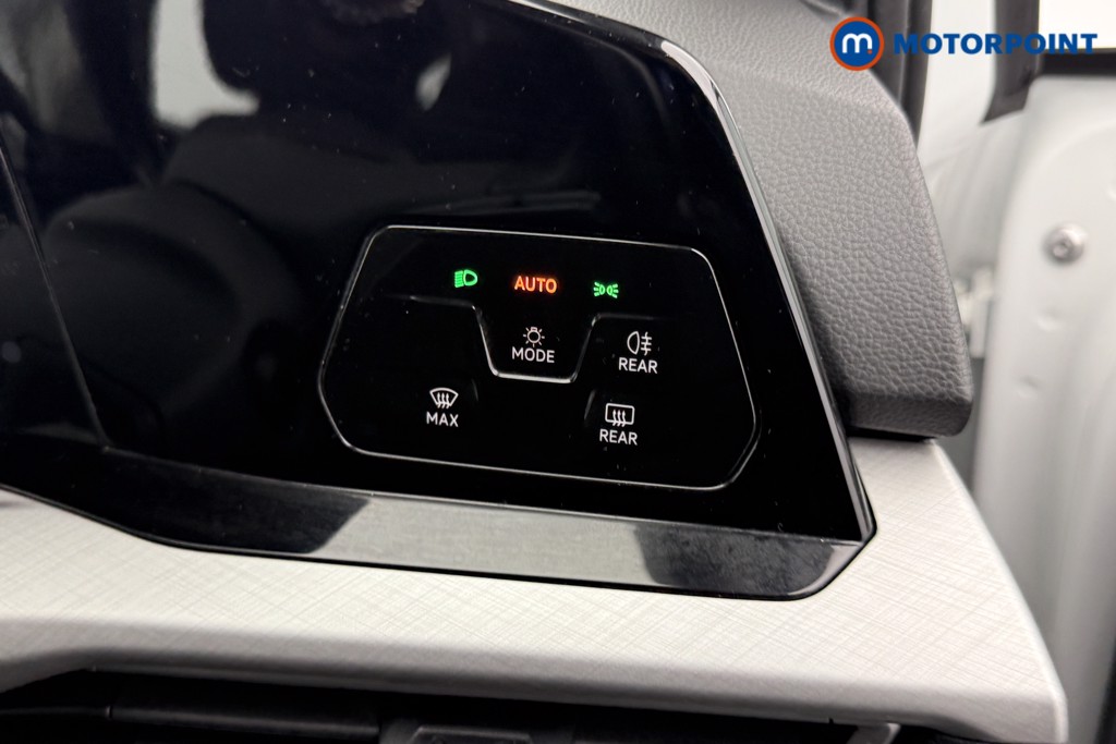 Volkswagen Golf Life Manual Petrol Hatchback - Stock Number (1608331) - 15th supplementary image