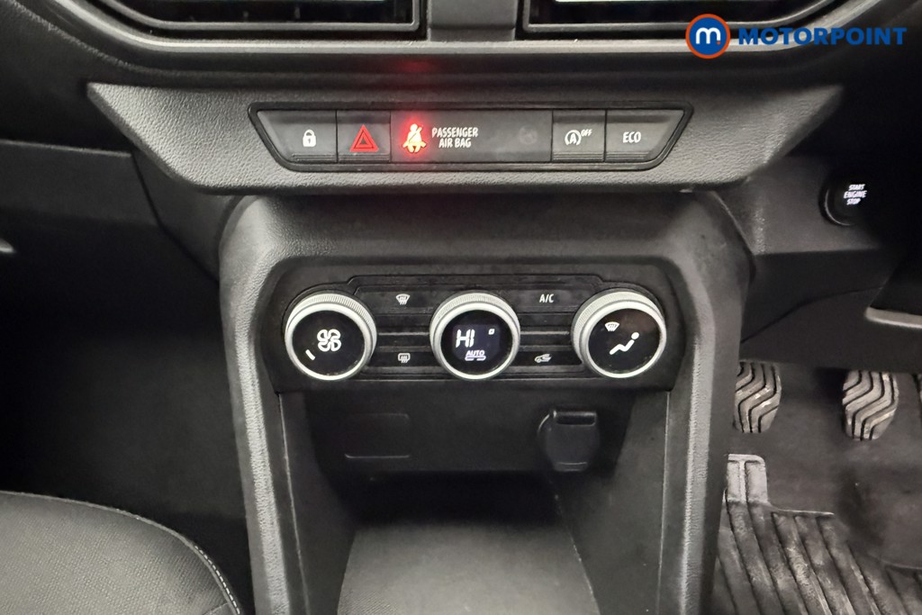 Dacia Jogger Expression Manual Petrol People Carrier - Stock Number (1609426) - 9th supplementary image