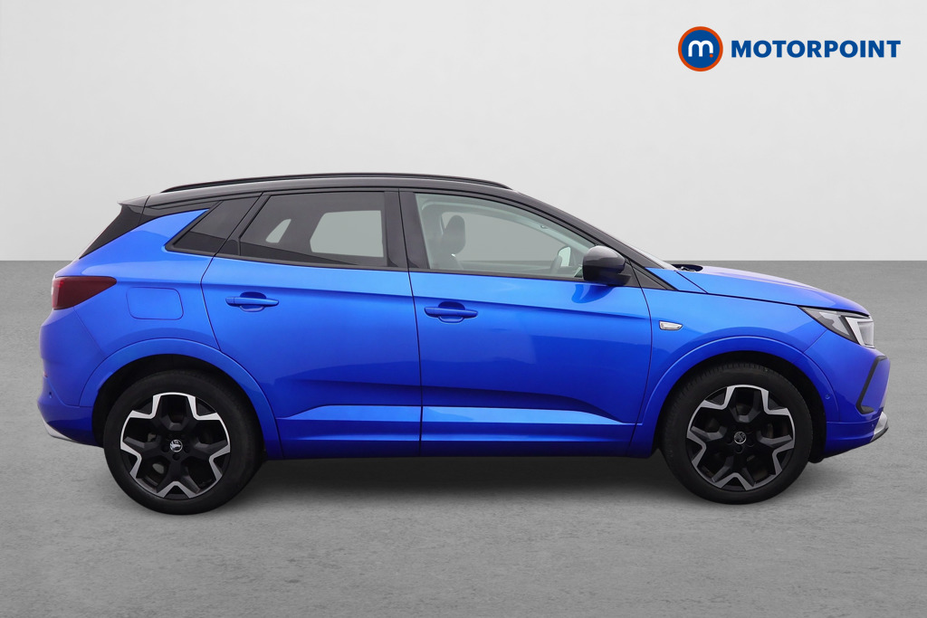 Vauxhall Grandland Ultimate Automatic Diesel SUV - Stock Number (1609428) - Drivers side