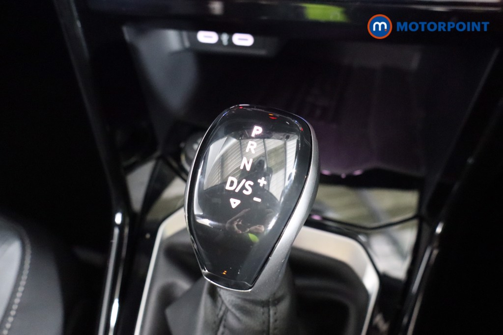 Volkswagen T-Roc Black Edition Automatic Petrol SUV - Stock Number (1609441) - 9th supplementary image