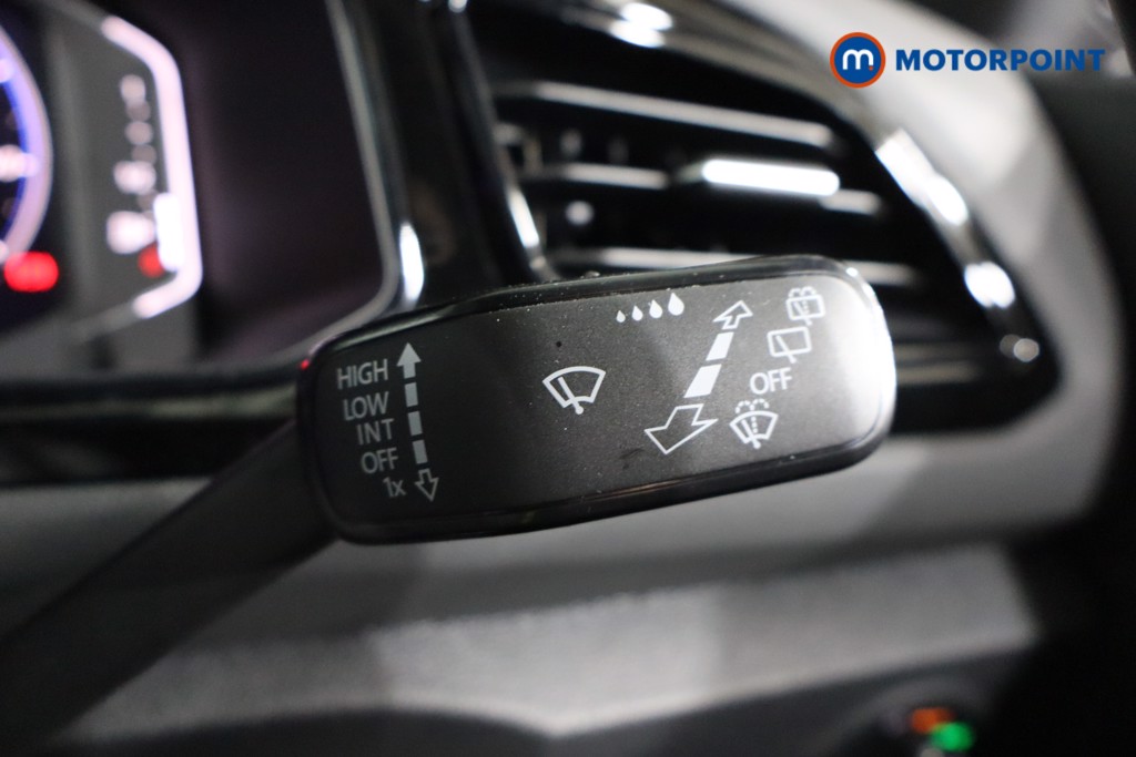 Volkswagen T-Roc Black Edition Automatic Petrol SUV - Stock Number (1609442) - 6th supplementary image