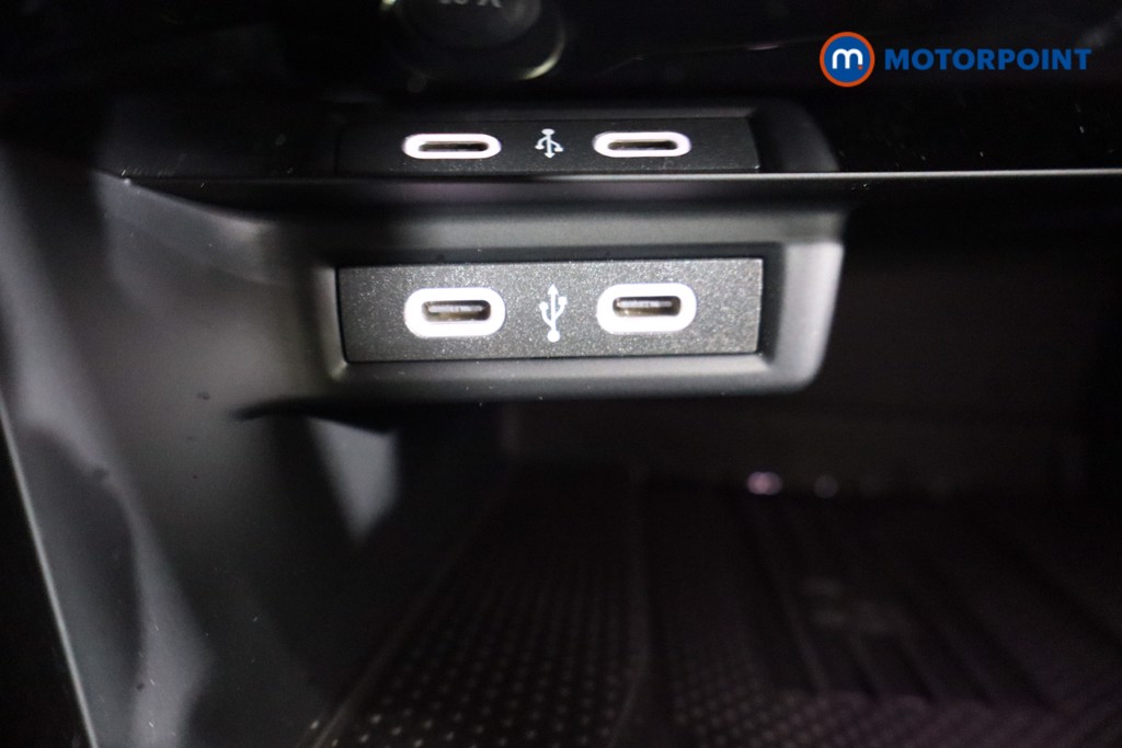 Volkswagen T-Roc Black Edition Automatic Petrol SUV - Stock Number (1609442) - 12th supplementary image