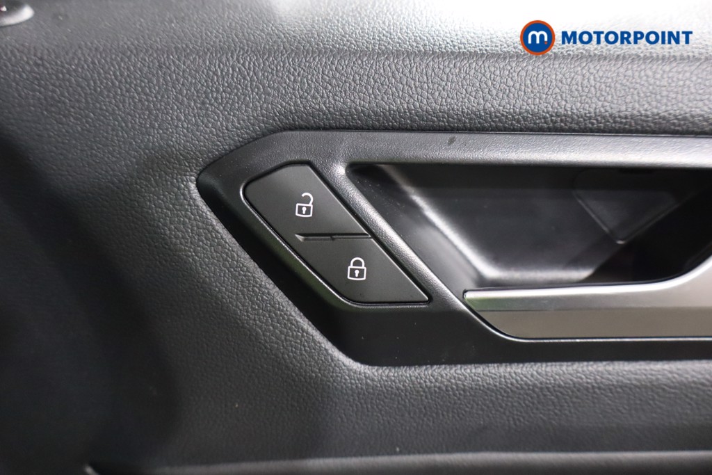 Volkswagen T-Roc Black Edition Automatic Petrol SUV - Stock Number (1609442) - 16th supplementary image