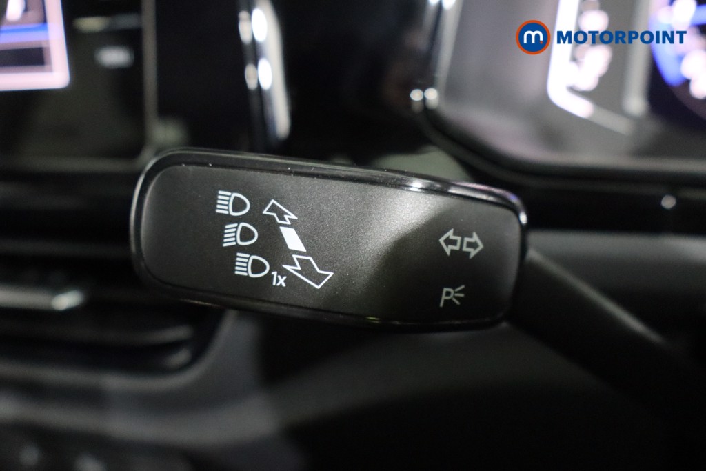 Volkswagen T-Roc Black Edition Automatic Petrol SUV - Stock Number (1609444) - 5th supplementary image