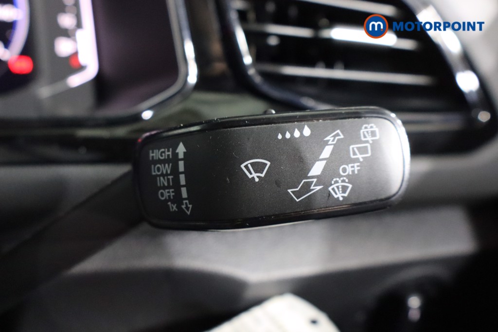 Volkswagen T-Roc Black Edition Automatic Petrol SUV - Stock Number (1609444) - 6th supplementary image