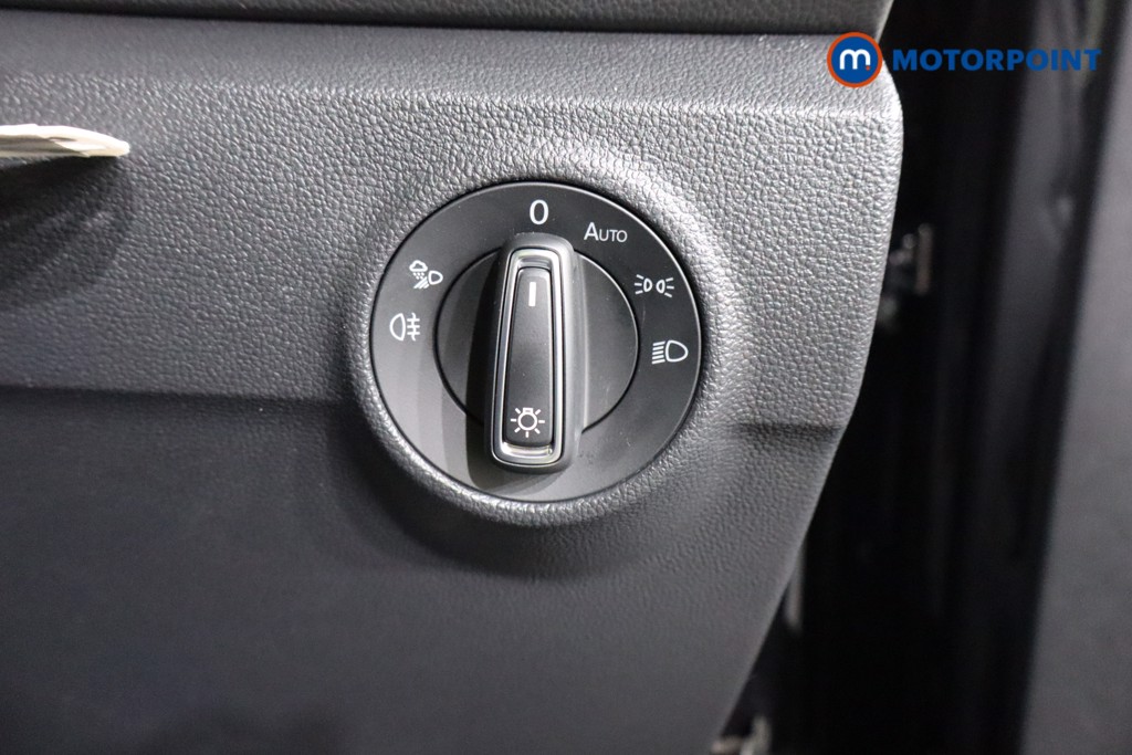 Volkswagen T-Roc Black Edition Automatic Petrol SUV - Stock Number (1609444) - 12th supplementary image