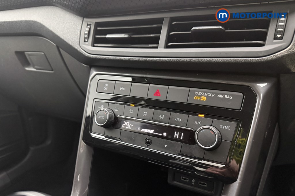 Volkswagen T-Cross SEL Manual Petrol SUV - Stock Number (1609617) - 13th supplementary image