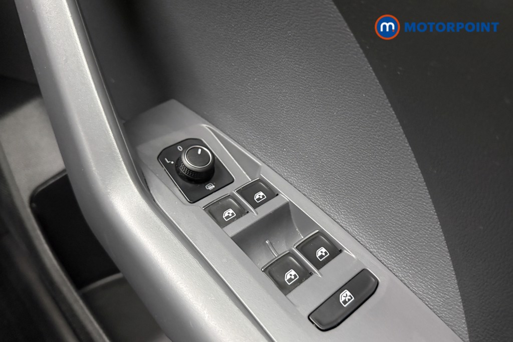 Volkswagen T-Cross SEL Manual Petrol SUV - Stock Number (1609617) - 15th supplementary image