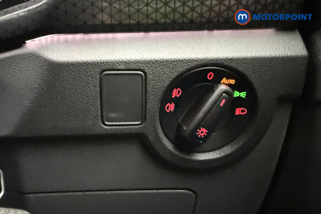 Volkswagen T-Cross SEL Manual Petrol SUV - Stock Number (1609617) - 16th supplementary image