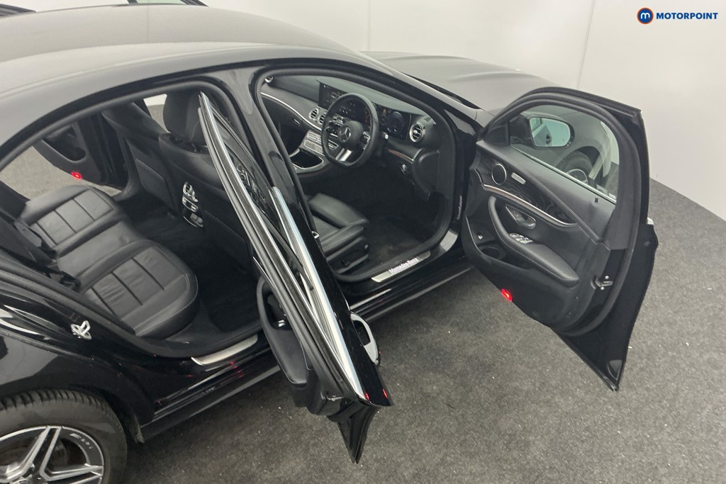 Mercedes-Benz E Class Amg Line Automatic Diesel Plug-In Hybrid Saloon - Stock Number (1609795) - 6th supplementary image