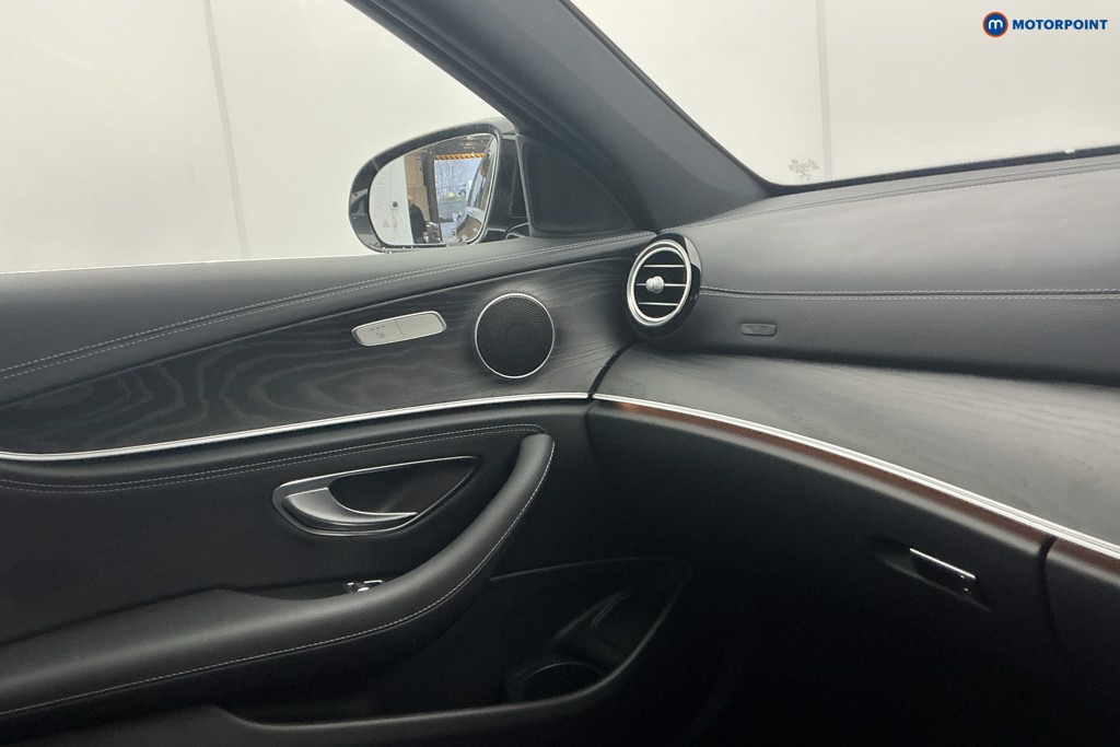 Mercedes-Benz E Class Amg Line Automatic Diesel Plug-In Hybrid Saloon - Stock Number (1609795) - 22nd supplementary image