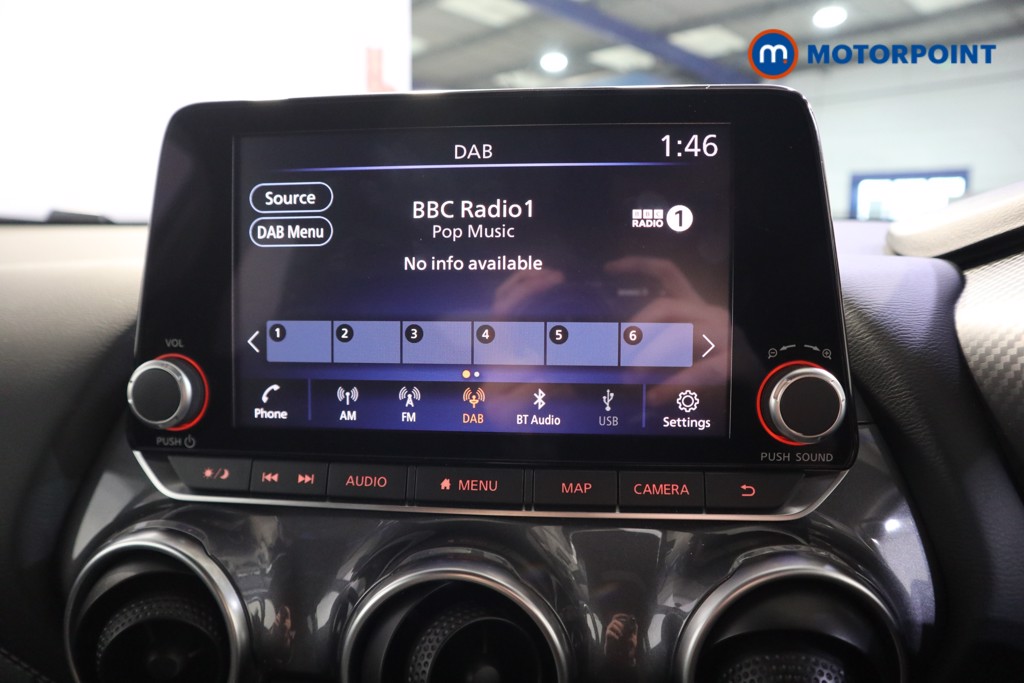 Nissan Juke N-Connecta Automatic Petrol SUV - Stock Number (1609826) - 8th supplementary image