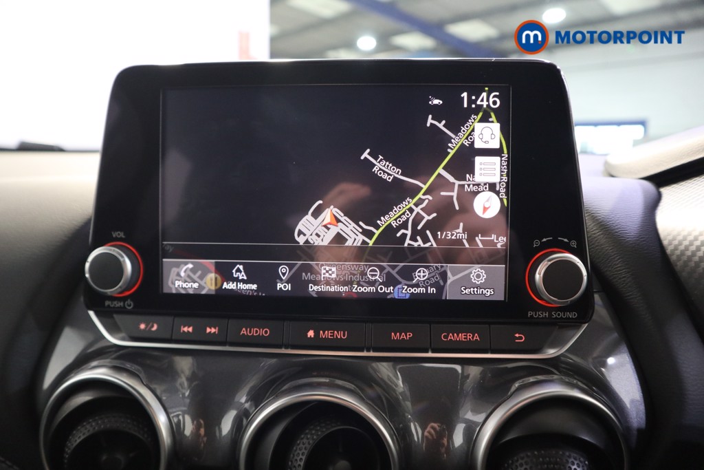 Nissan Juke N-Connecta Automatic Petrol SUV - Stock Number (1609826) - 9th supplementary image