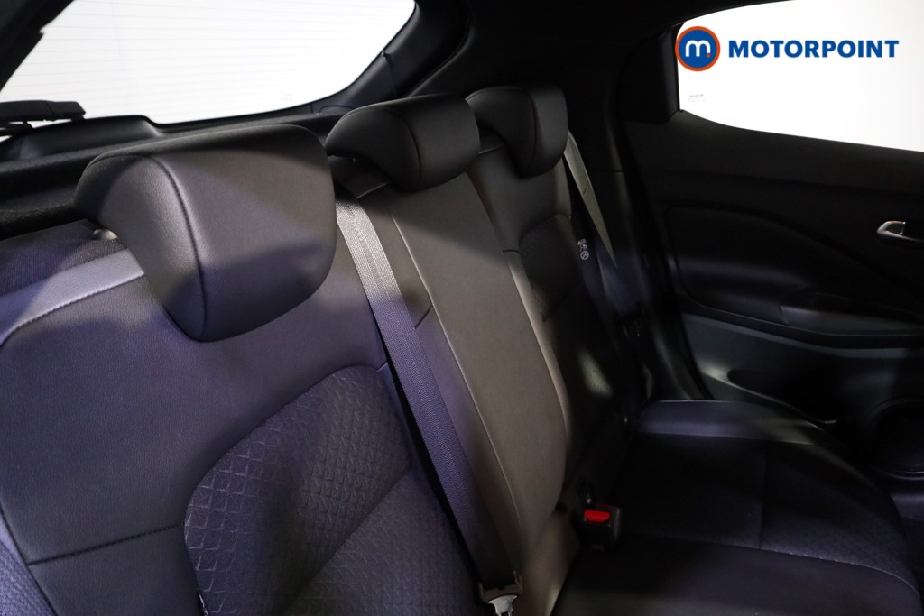 Nissan Juke N-Connecta Automatic Petrol SUV - Stock Number (1609826) - 13th supplementary image