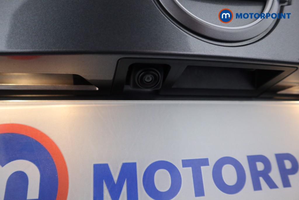 Nissan Juke N-Connecta Automatic Petrol SUV - Stock Number (1609826) - 19th supplementary image