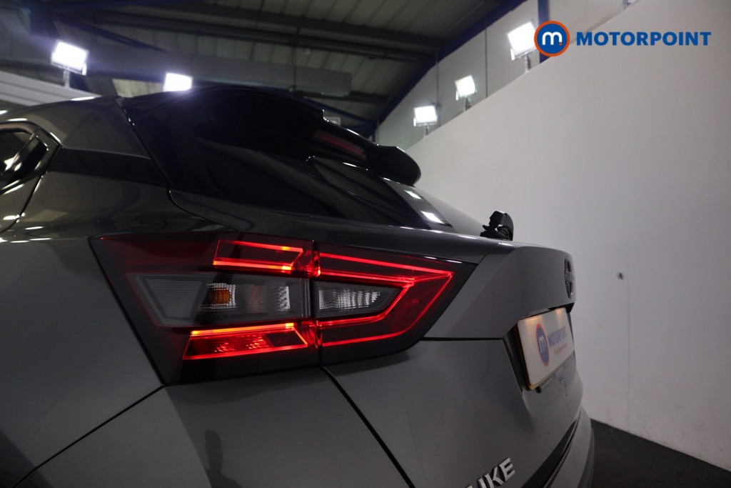 Nissan Juke N-Connecta Automatic Petrol SUV - Stock Number (1609826) - 21st supplementary image