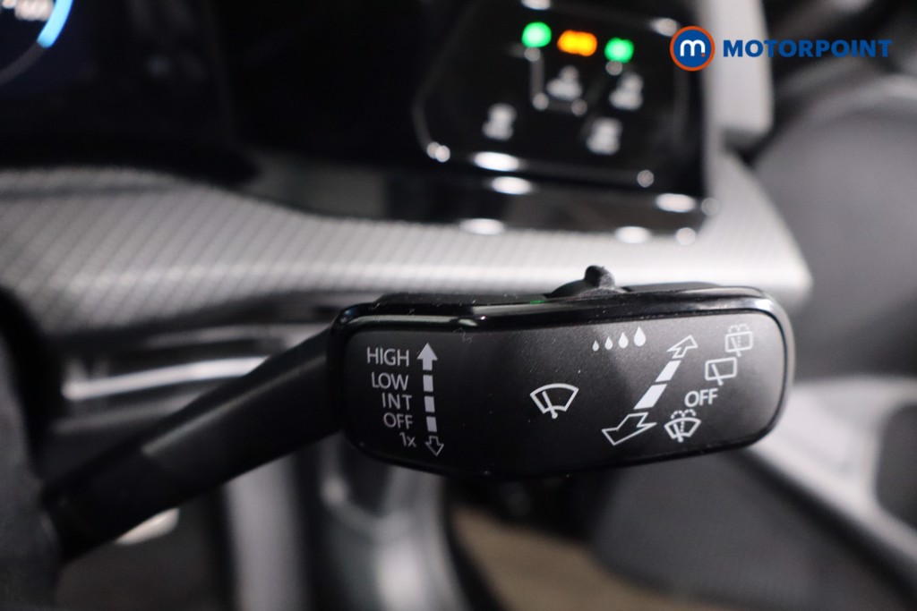 Volkswagen Golf R-Line Manual Petrol Hatchback - Stock Number (1610026) - 15th supplementary image