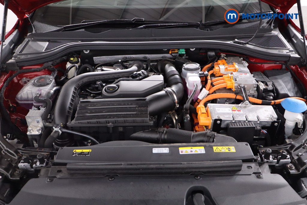 Volkswagen Passat Life Automatic Petrol Plug-In Hybrid Estate - Stock Number (1610184) - 30th supplementary image