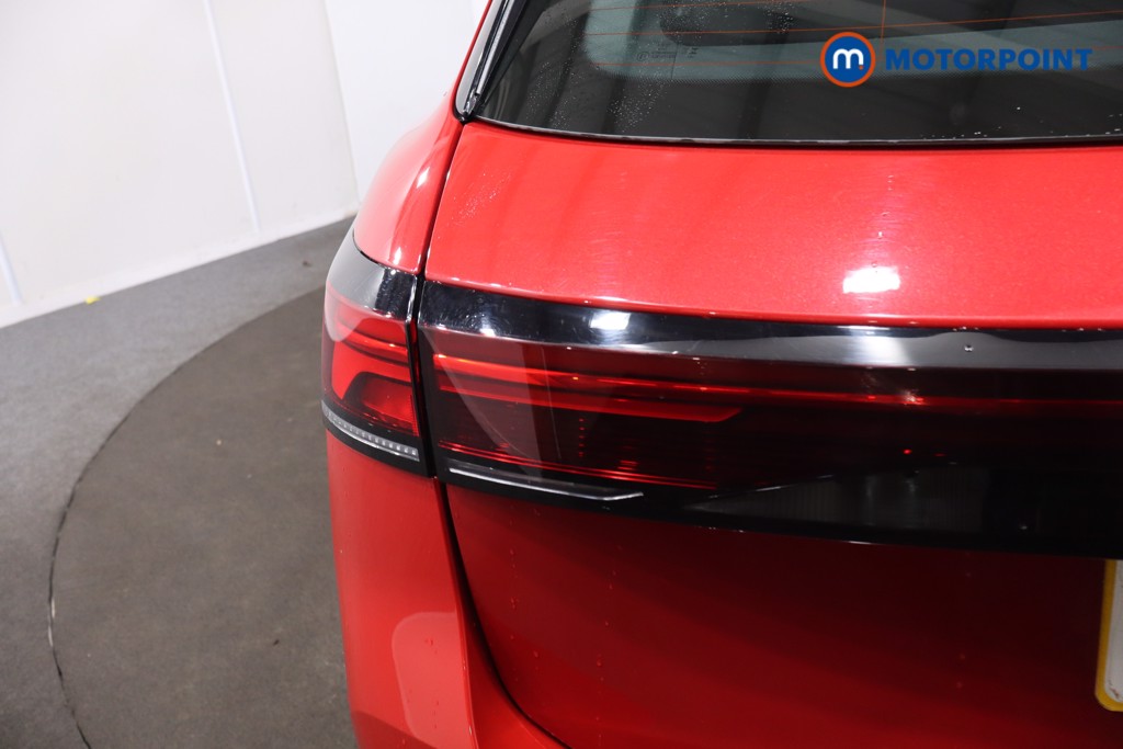 Volkswagen Passat Life Automatic Petrol Plug-In Hybrid Estate - Stock Number (1610184) - 34th supplementary image