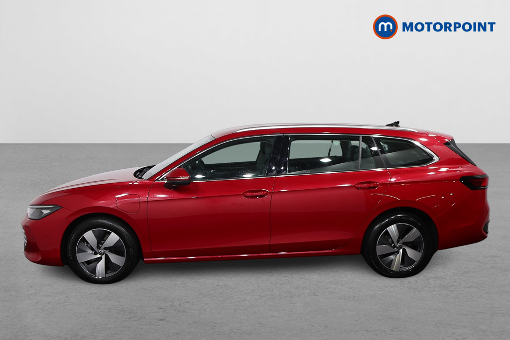 Volkswagen Passat Life Automatic Petrol Plug-In Hybrid Estate - Stock Number (1610184) - Passenger side