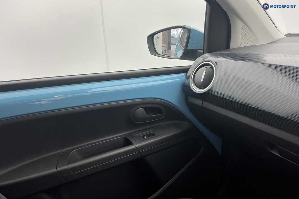 Volkswagen UP E-Up Automatic Electric Hatchback - Stock Number (1610192) - 17th supplementary image