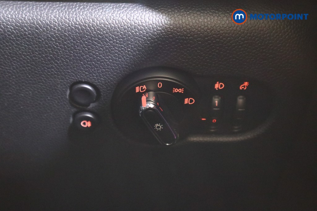 Mini Hatchback Cooper Sport Manual Petrol Hatchback - Stock Number (1610324) - 7th supplementary image