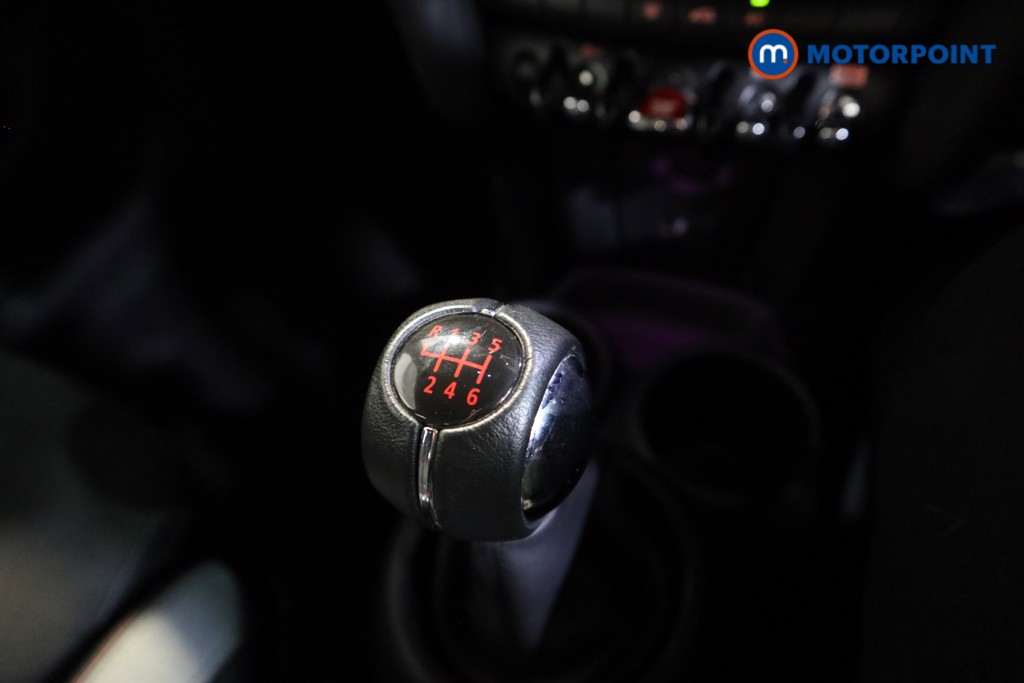 Mini Hatchback Cooper Sport Manual Petrol Hatchback - Stock Number (1610324) - 11th supplementary image