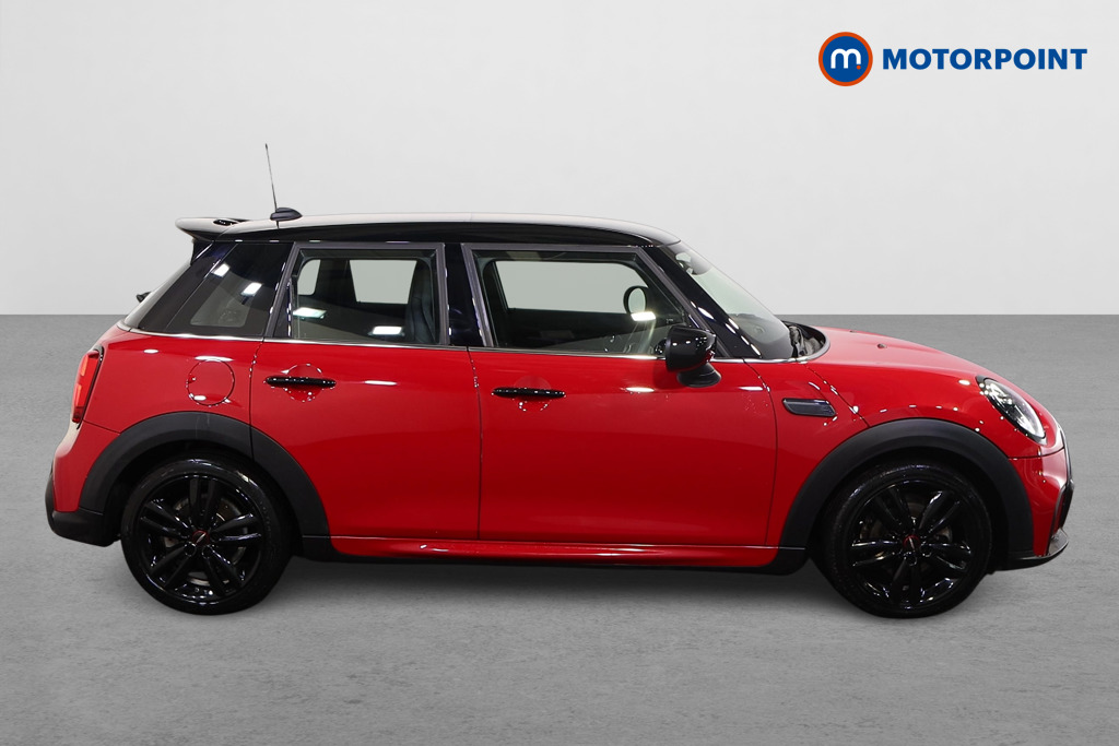 Mini Hatchback Cooper Sport Manual Petrol Hatchback - Stock Number (1610324) - Drivers side